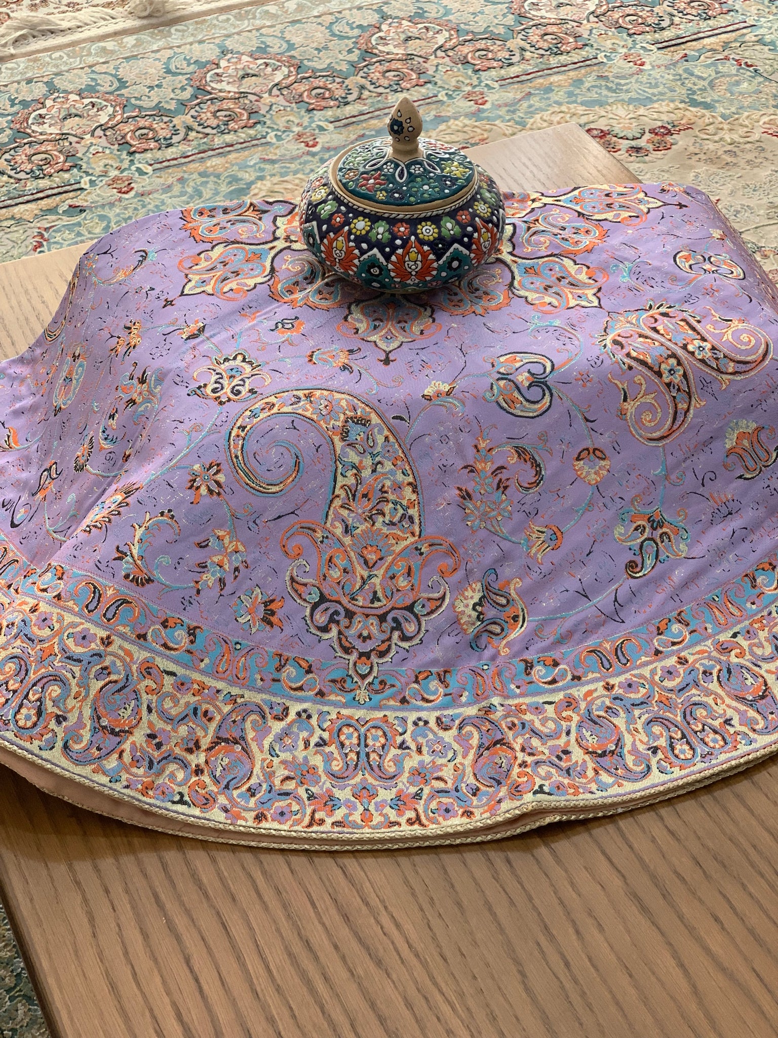 Termeh - Tischdecke aus Seide und Polyester. Lila